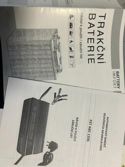 Prodám karavan Wieisberg 420 QD - 19