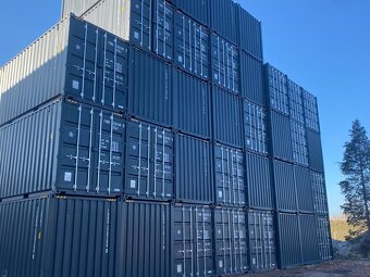 Nove i použité Lodní kontejnery různé velikosti a barvy - 19