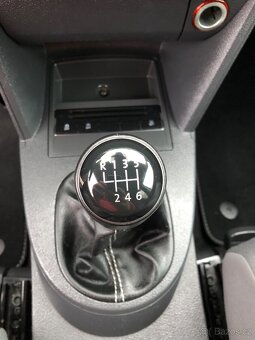 Volkswagen Touran Match R.V. 2012 2.0tdi 103KW - 19