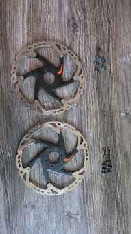 komponenty Trek Rail , Shimano, Bontrager - 19