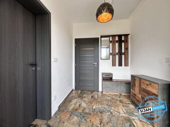 Rodinný dům 6+kk, Choltice, ev.č. 00570 - 19