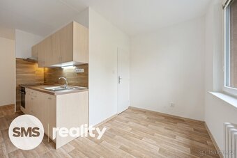 Prodej bytu 2+1 po rekonstrukci, Brno–Chrlice, ul. Jánošíkov - 19