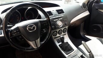 Mazda 3 1.6i, 77kw, 2009, facelift, nová STK - 19