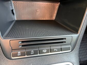 Volkswagen Tiguan - 19