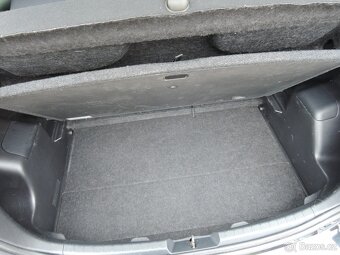 Toyota Yaris 1,5 Hybrid NAVI Kamera 2016 - 19