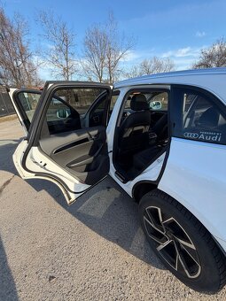 Audi Q5, rok 2010 - 19