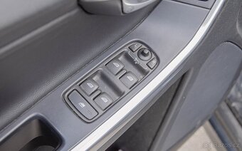 Volvo XC60 D3, 100kW, 6MT - 19