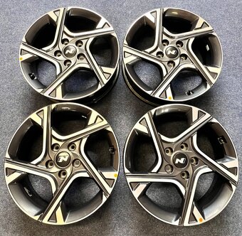 5x114,3 R17 HYUNDAI I30 N-Line , originál alu disky 2023 - 19