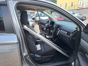 Mitsubishi Outlander 2.2Di-d 110KW Tažné, 4x4, Nové v ČR - 19
