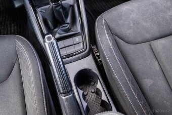 Škoda Kamiq 1.0 TSI 85 kW / 1 rok záruka / - 19