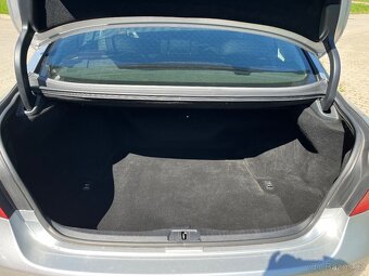 Lexus LS 460 4.6 V8 - 19