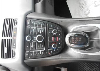 Opel Meriva 1,4 88 kW KLIMA Historie benzín - 19