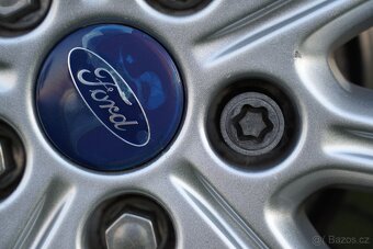 Ford Mondeo Combi Titanium 2011 1.6 TDCi 85kW 167 500km - 19