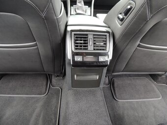 Škoda Superb Combi 2.0TDi,110kw,4x4,L&K,2017,manuál,-21%DPH - 19