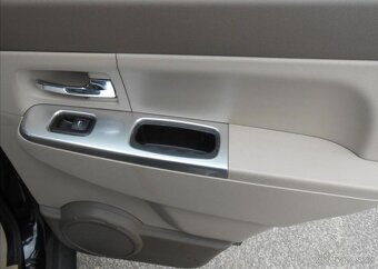 Jeep Cherokee 3,7 V6 151 kW KLIMA Bez koroze benzín - 19