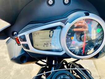 Triumph Speed Triple SE, možnost splátek a protiúčtu - 19