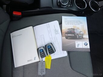 BMW i3 125 kW, 86tis km - 19