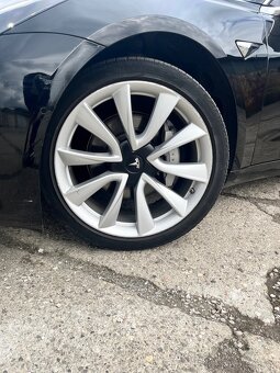 Tesla Model 3 / Long Range / Dual Motor / 2019 - 19
