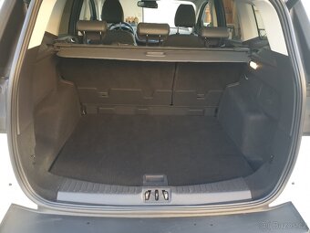 FORD KUGA 2,0 TDCi 4x4 TITANIUM KAMERA Tažné - 19