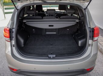Kia Carens 1.7 CRDi 141k Gold A7 - 19