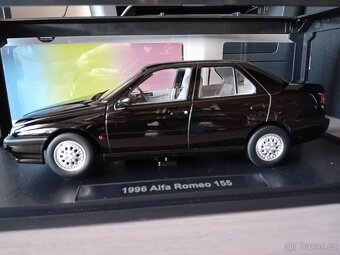 Alfa Romeo, Volvo a BMW     1:18   Triple9 - 19
