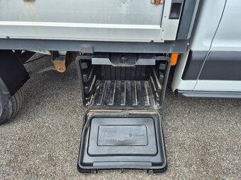 Ford Transit 2,0 TDCi 125Kw Dvoukabina Valník Klima 329999Kč - 19