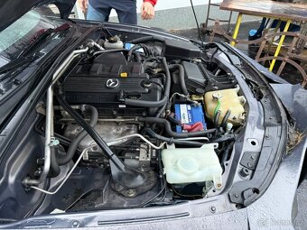 Mazda MX5 - NC - 2006 - 118kw najeto 48tis km - bouraná - 19