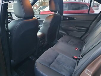 Prodám Mitsubishi Eclips Cross PHVE - 19
