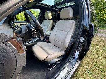 BMW 330d xDrive M Packet E91 LCi Harman/Adaptive/Pano - 19
