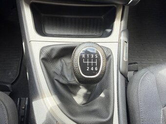 BMW Řada 1, 120D, 85kw Původ ČR Nová STK - 19