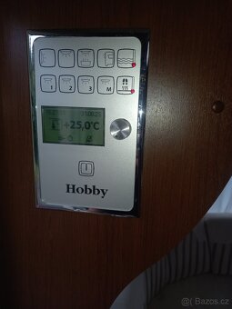 Prodám karavan hobby 560 UL . EL POJEZD,  ODDĚLENÉ POSTELE - 19