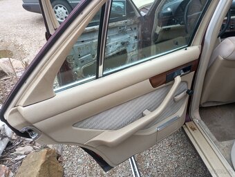 Mercedes Benz W126 280 SE. Šestiválec M110,automat - 19