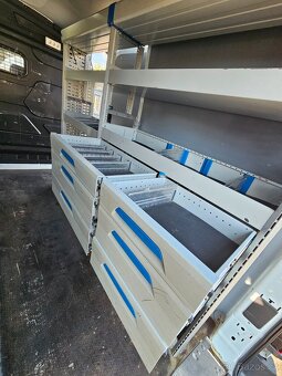 FORD TRANSIT 2018 2.0TDCI 125kW,ALU REGÁLY + RAMPA, NAVIGACE - 19