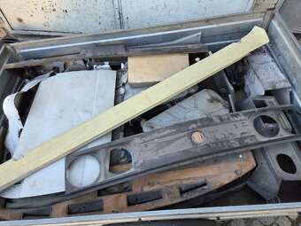 Tatra 613-1 (3) s TP - 19