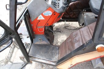 Zetor 7745 kabina kompletní pěkný stav - 19