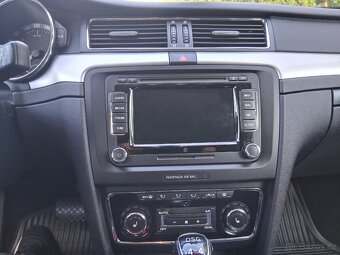 Škoda Superb 2 facelift 2,0 TDI 125 kW 4x4 - 19