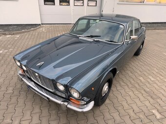 Jaguar XJ6 1. Serie 4.2 manuál - 19