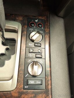 TOYOTA LAND CRUISER 200 4.5D V8 195KW,ZÁVĚS 3.5T - 19