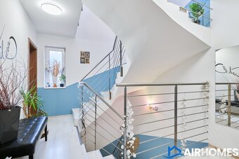 Prodej prostorného rodinného domu 147m2 - 19
