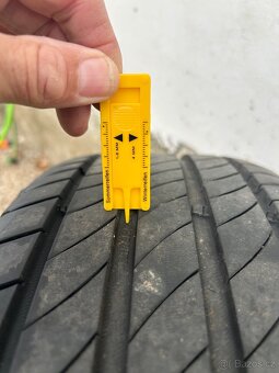 Prodám letní komplet Dezent - 19