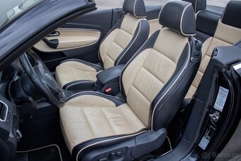 VOLKSWAGEN EOS 2.0 TDI DSG 103kW 62 000 km - 19