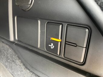 Volkswagen Touareg 3,0TDI V6 4Motion Kůže - 19