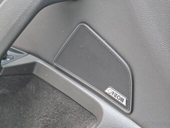 Škoda Superb III L&K 2.0 TDI 140kw DSG 4x4 KEYLESS PANO 2018 - 19
