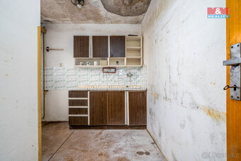 Prodej rodinného domu, 902 m², Stěžery, ul. Zelená - 19