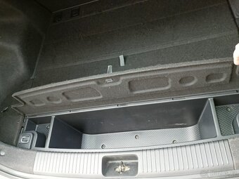 Kia Ceed 1.6GDi, 99kW, Exclusive, Nové ČR - 19