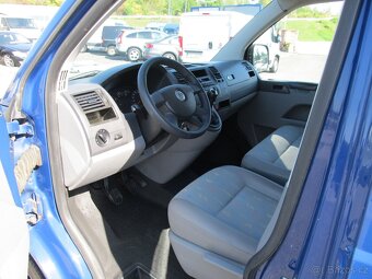 Volkswagen Caravelle 2.5 TDI 7 míst 4 MOTION - 19