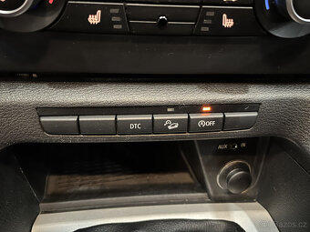 BMW X1 2.0 d X-Drive 4x4 PDC, POUZE 103t.km PERFEKTNÍ STAV - 19