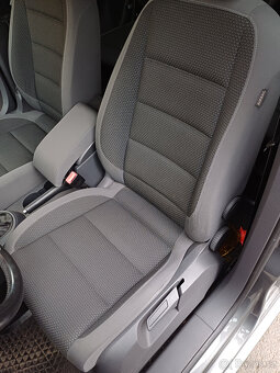 VW Touran 1.4 TSI EcoFuel, 2013, - 19