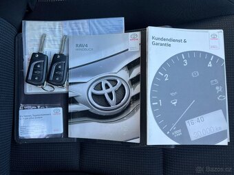 TOYOTA RAV4 2.0D D4D 105 KW,1.MAJ.MANUÁL,TAŽNÉ,NAVI,KAMERA - 19