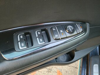 Kia Optima Hybrid - 19